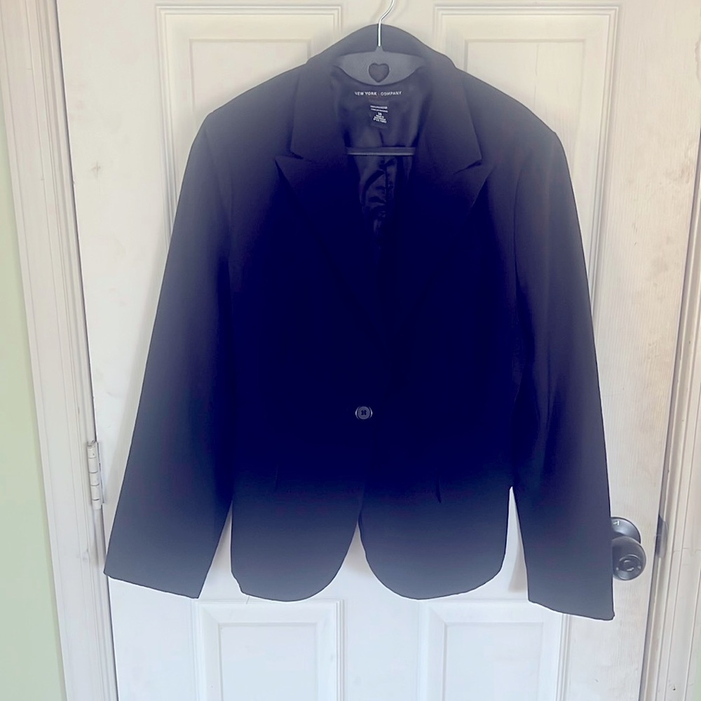 NY&CO - suit jacket - Size 14